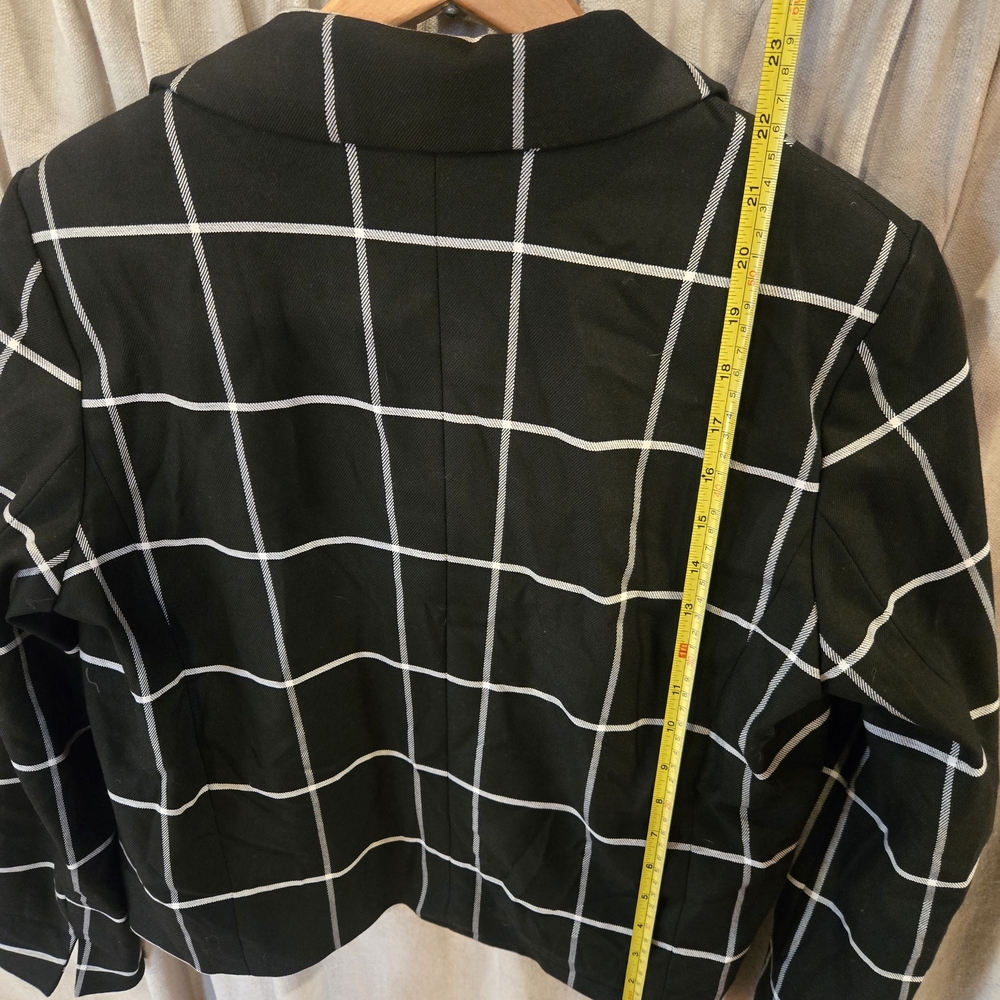 Express Women's Checkered Black Blazer - Picture 6 of 6